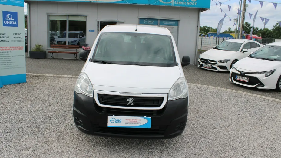 PEUGEOT Partner -
