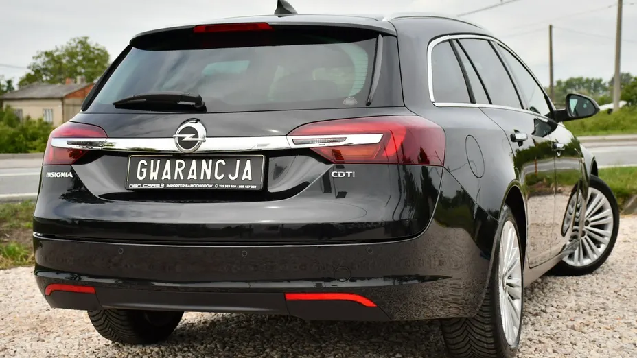 OPEL Insignia -