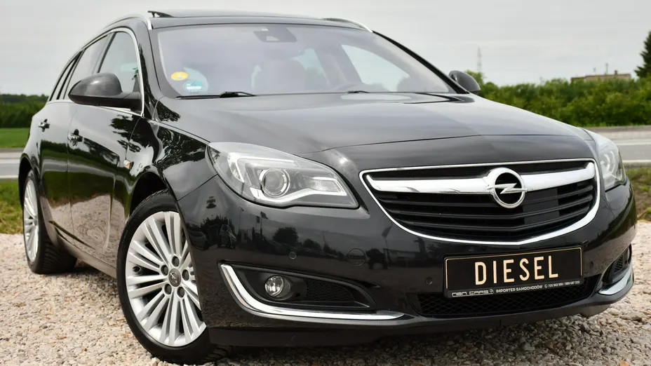 OPEL Insignia -