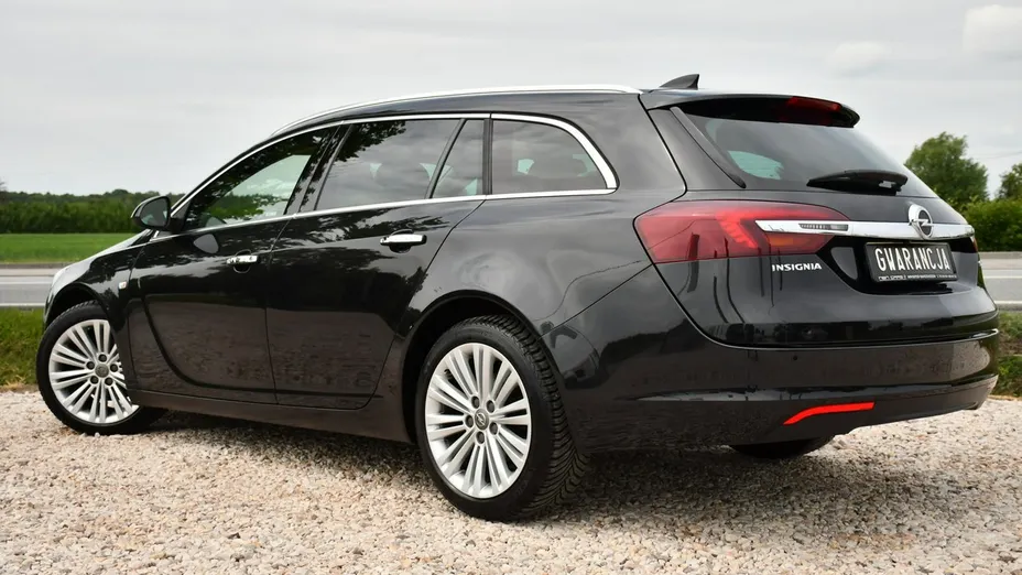 OPEL Insignia -