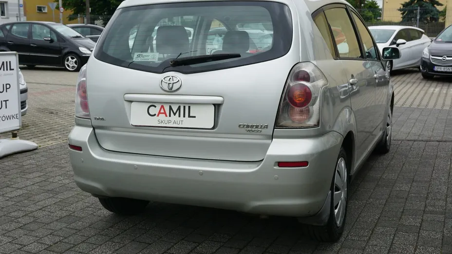 TOYOTA Corolla Verso -