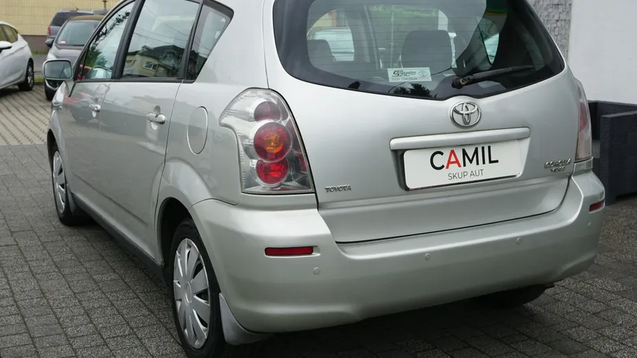 TOYOTA Corolla Verso -