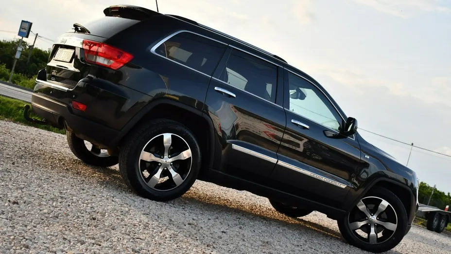JEEP Grand Cherokee -
