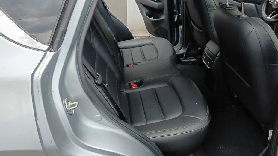 MAZDA CX-5 -