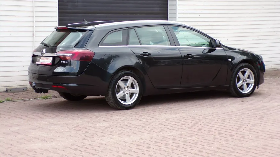 OPEL Insignia -