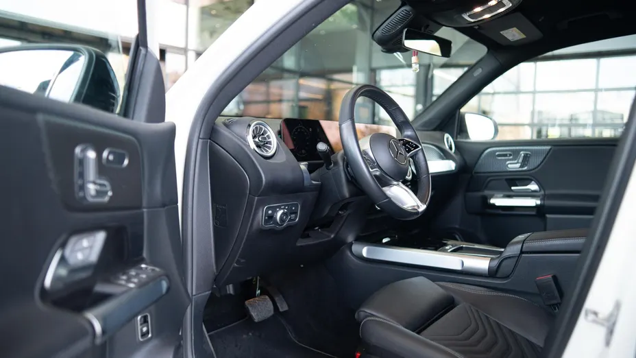 MERCEDES-BENZ GLB GLB 200 mHEV Progressive 7G-DCT