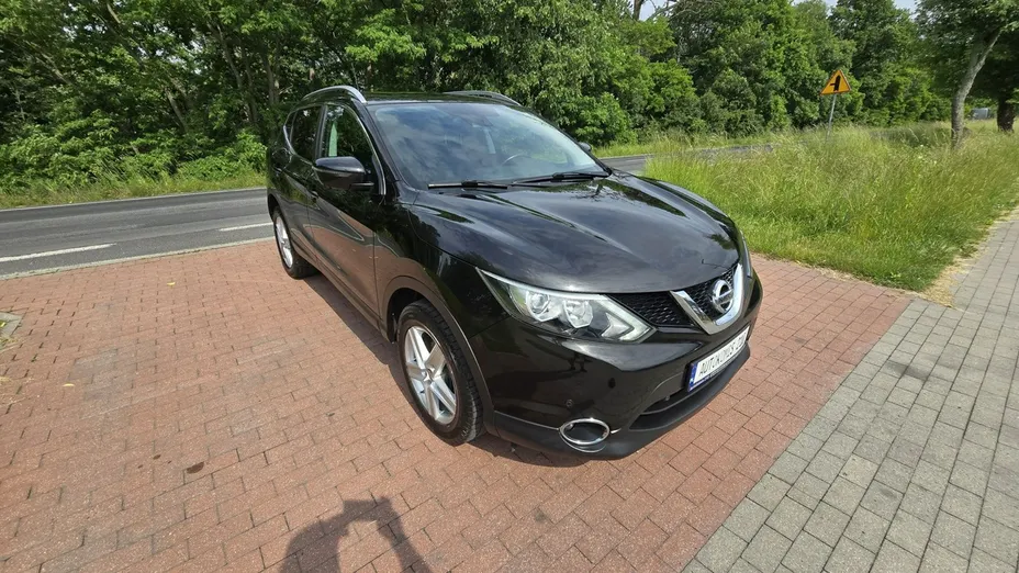 NISSAN Qashqai -