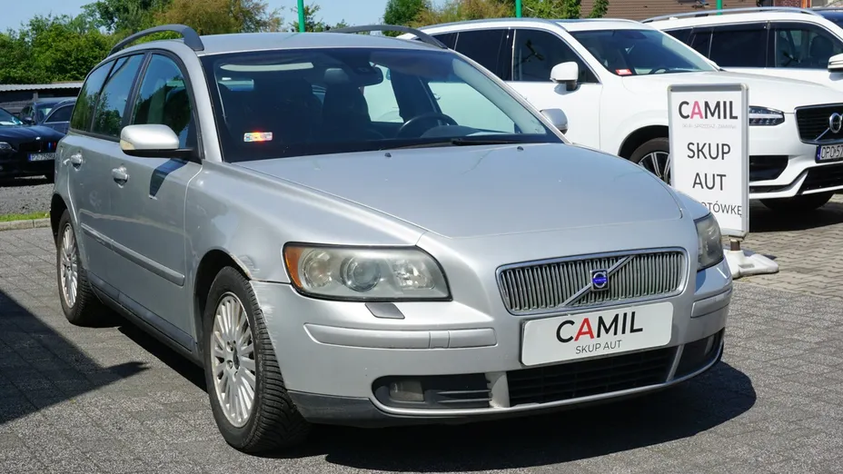 VOLVO V50 -