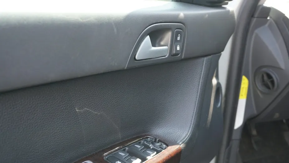 VOLVO V50 -