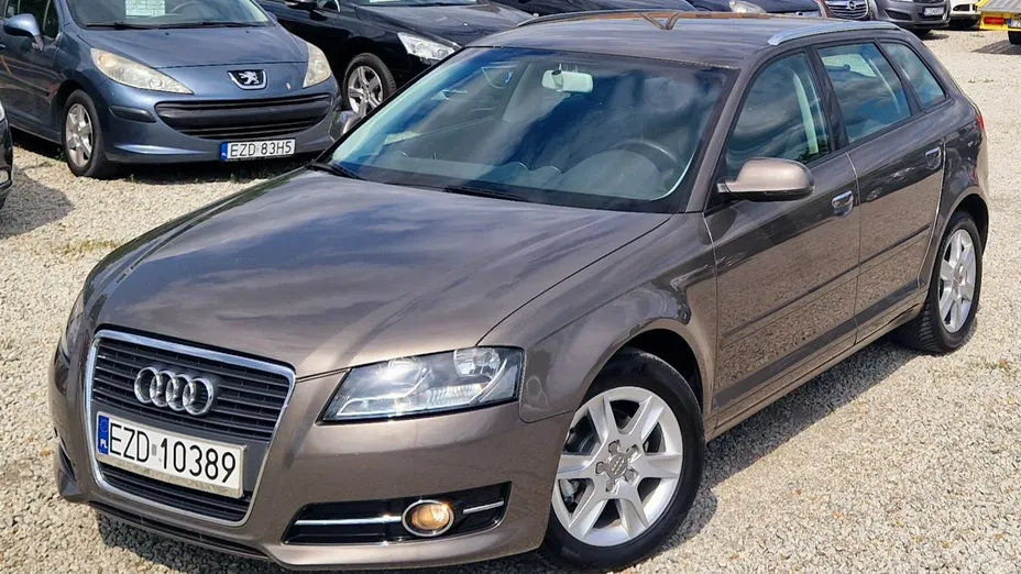 AUDI A3 -