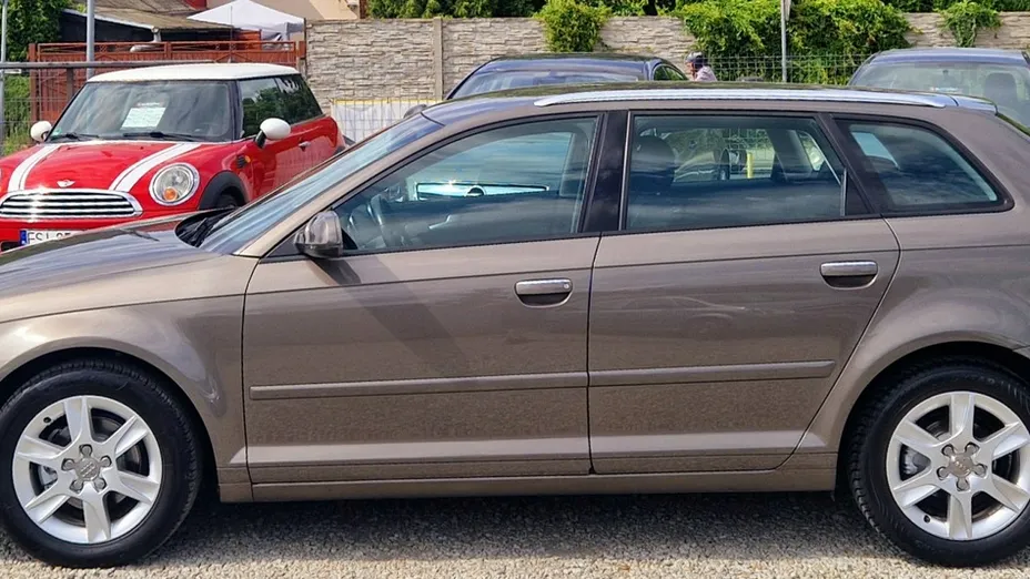 AUDI A3 -