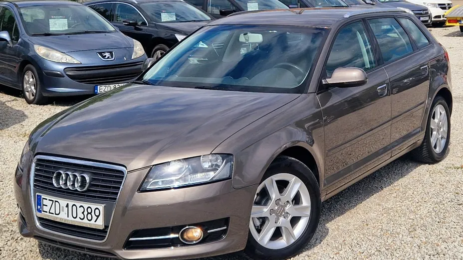 AUDI A3 -