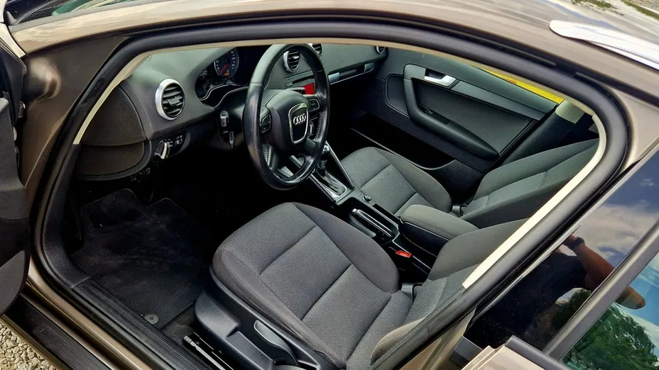 AUDI A3 -