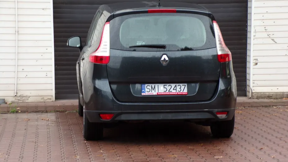 RENAULT Grand Scenic -