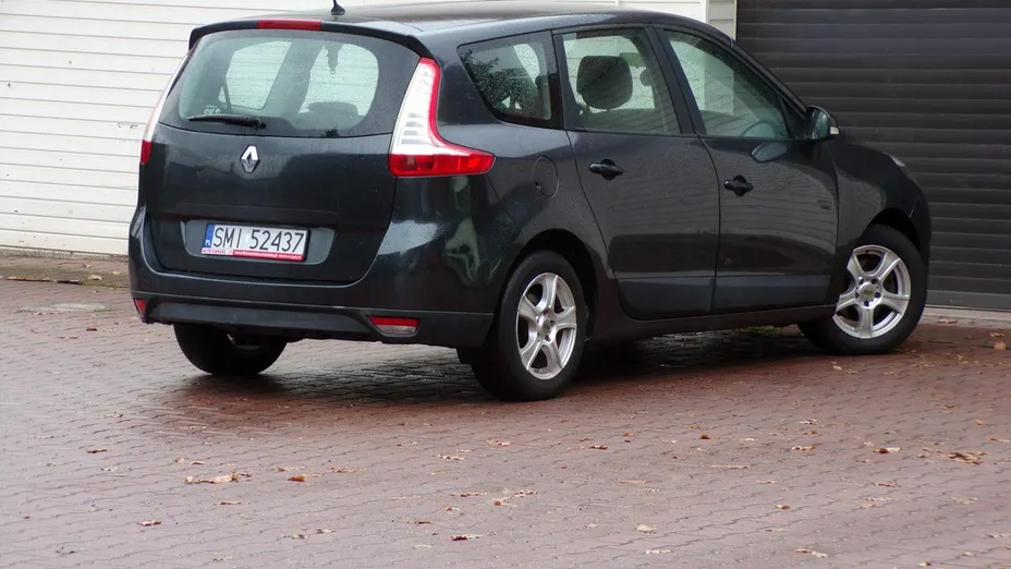 RENAULT Grand Scenic -
