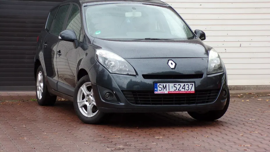 RENAULT Grand Scenic -