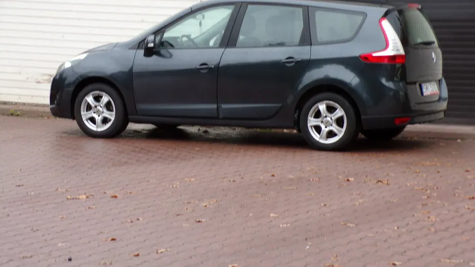 RENAULT Grand Scenic -