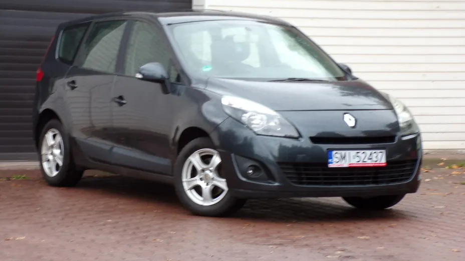 RENAULT Grand Scenic -