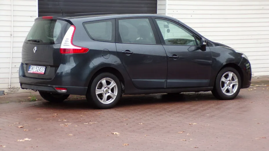 RENAULT Grand Scenic -