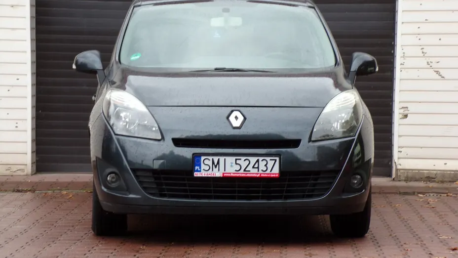 RENAULT Grand Scenic -