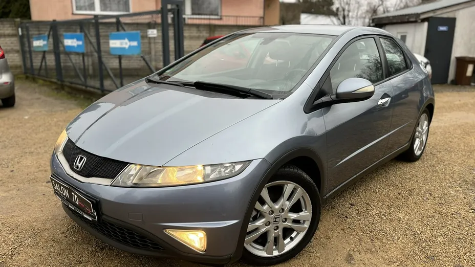 HONDA Civic -