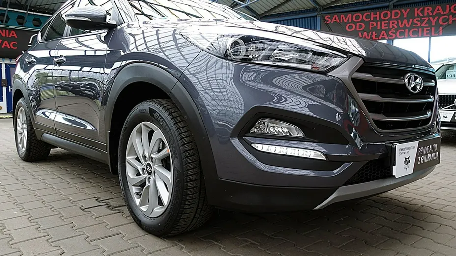 HYUNDAI Tucson -