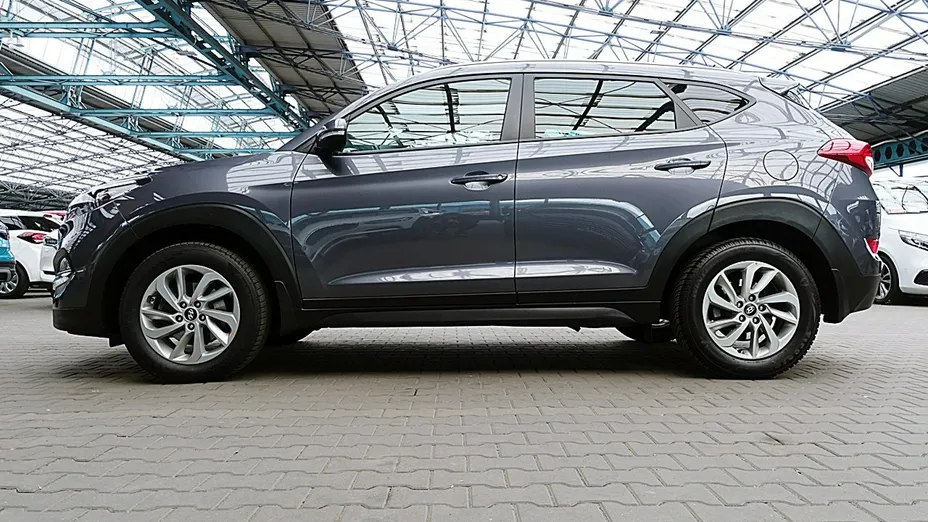HYUNDAI Tucson -