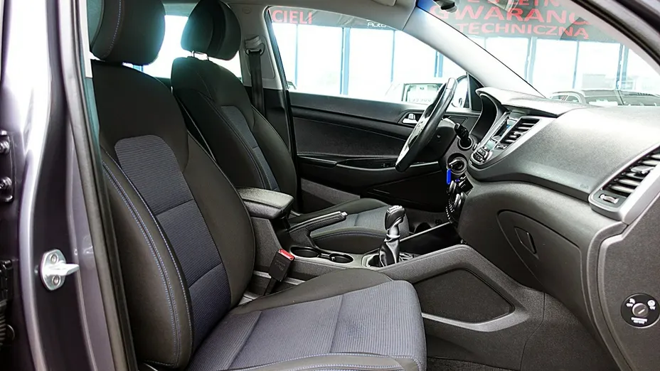 HYUNDAI Tucson -