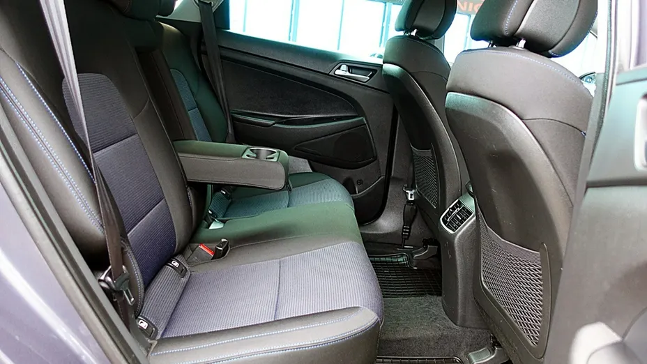 HYUNDAI Tucson -