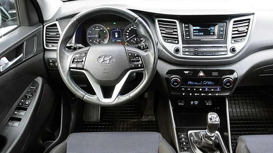 HYUNDAI Tucson -
