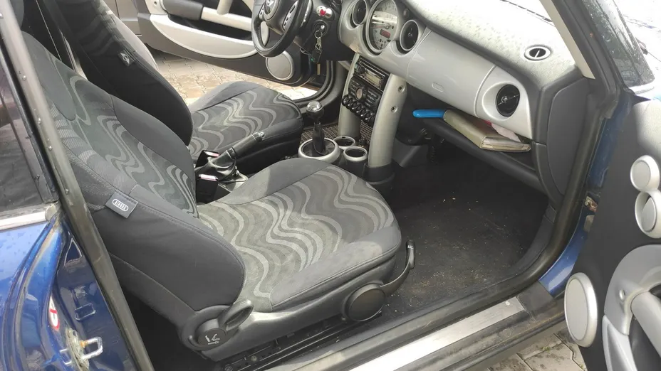 MINI One -
