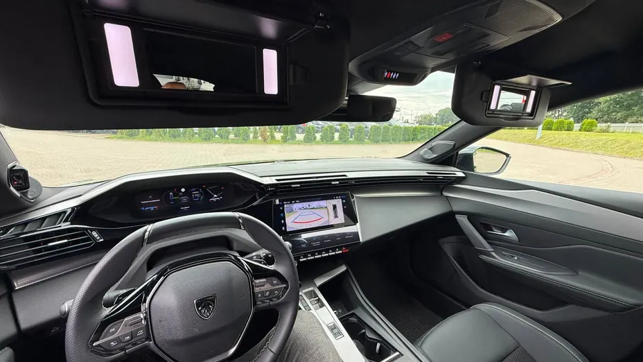 PEUGEOT 408 408 1.6 Plug-in Hybrid 240 GT Exclusive e-DCS7 Nowy
