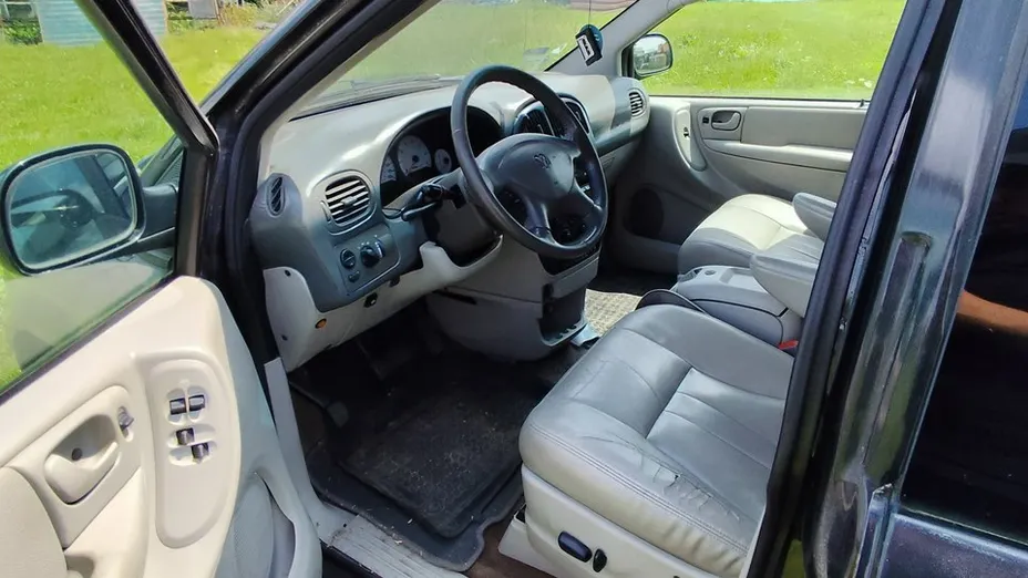 DODGE Grand Caravan -