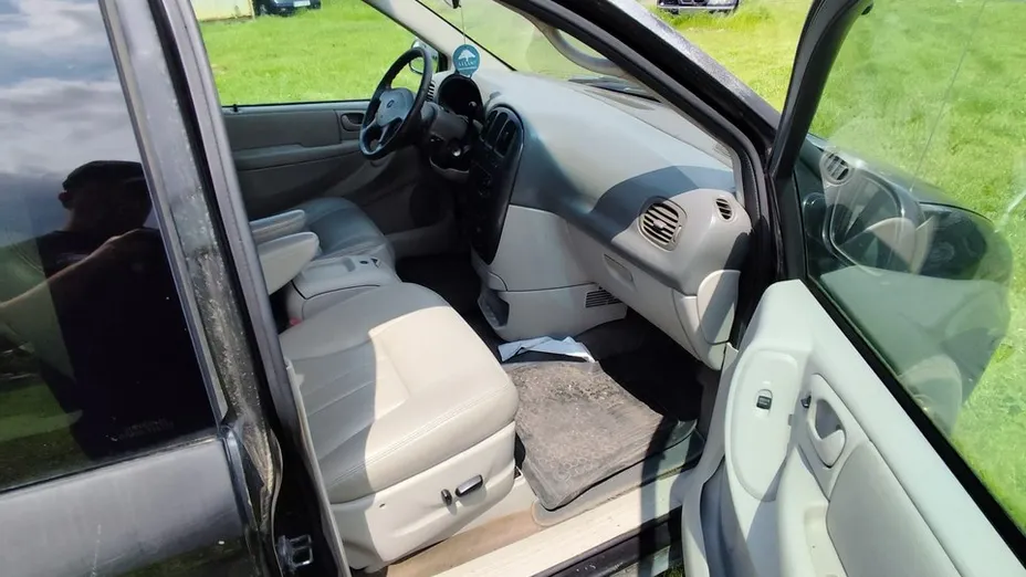 DODGE Grand Caravan -