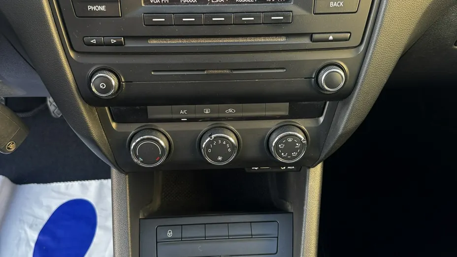 SKODA Octavia -