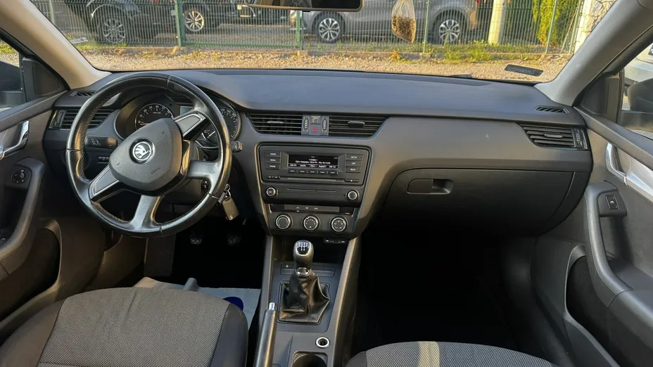 SKODA Octavia -