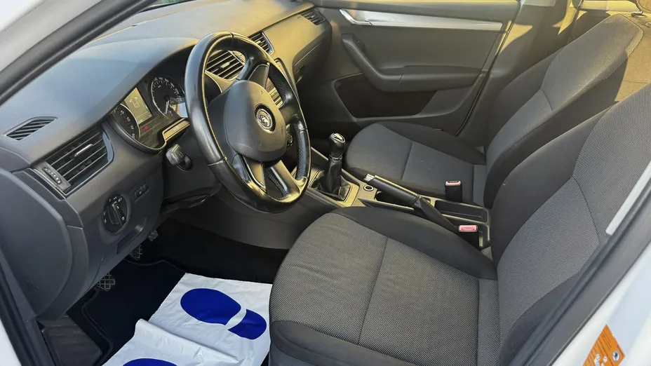 SKODA Octavia -