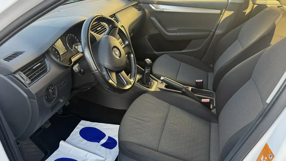 SKODA Octavia -