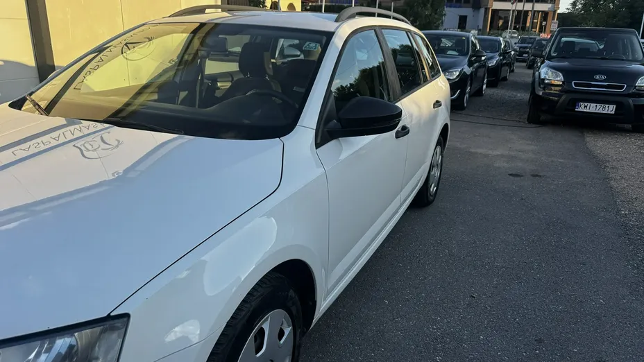 SKODA Octavia -