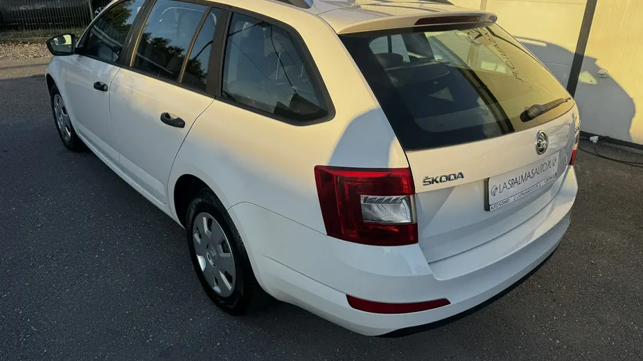 SKODA Octavia -