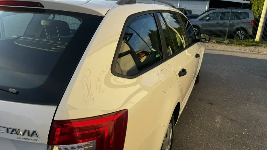 SKODA Octavia -