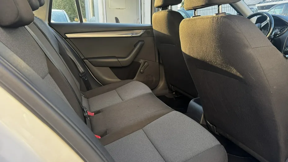 SKODA Octavia -