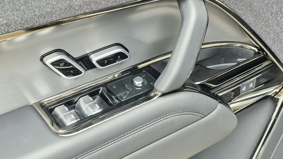 LAND ROVER Range Rover Sport -