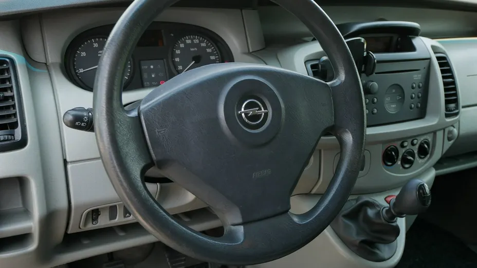 OPEL Vivaro -