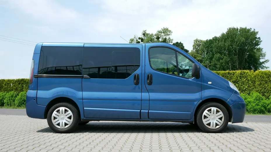 OPEL Vivaro -