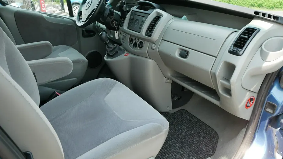 OPEL Vivaro -