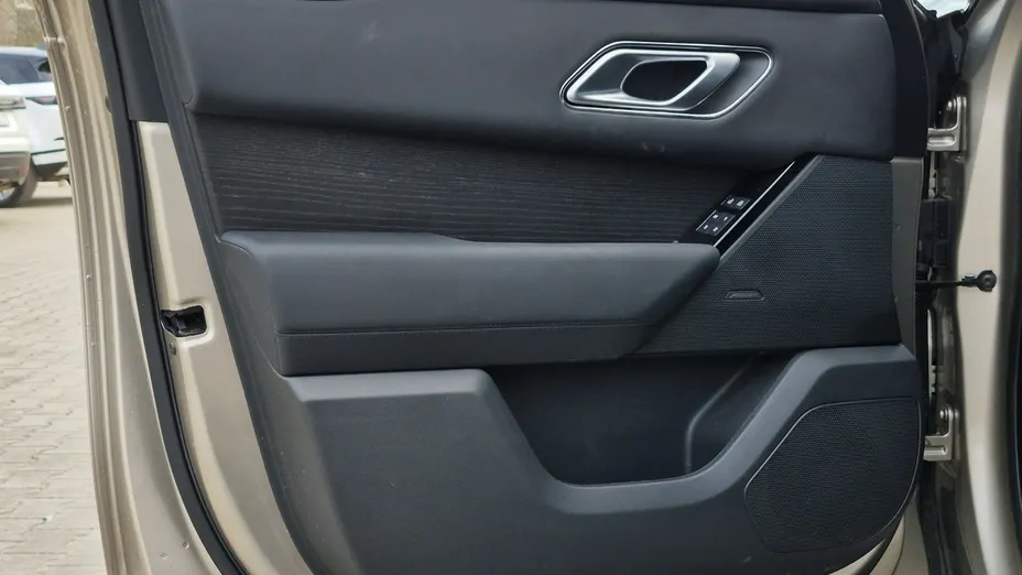 LAND ROVER Range Rover Velar -