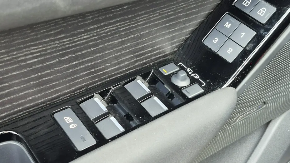 LAND ROVER Range Rover Velar -