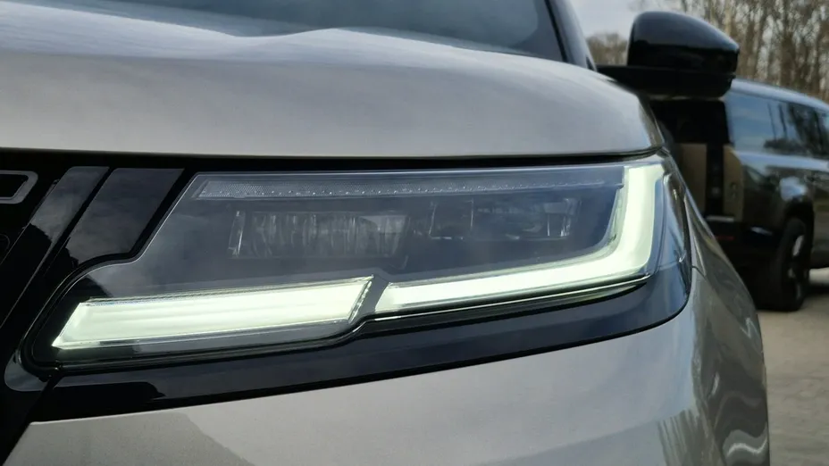 LAND ROVER Range Rover Velar -
