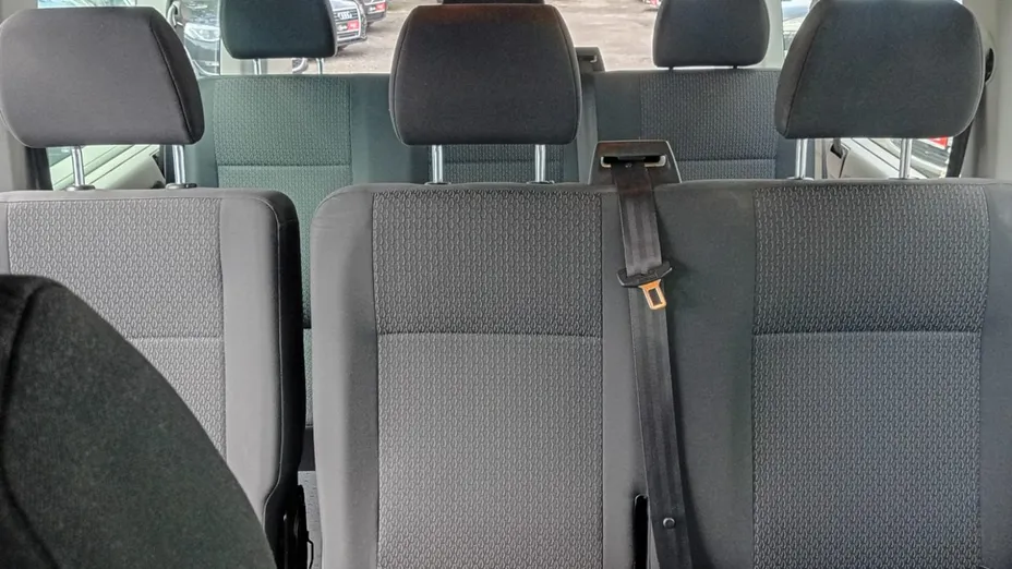 VOLKSWAGEN Caravelle -
